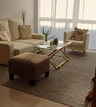 Apartamento Entero De Tres Habitaciones, Cerca De La Playa! Acogedor, Luminoso Y Tranquilo * Malgrat de Mar