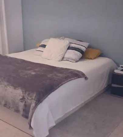 Apartamento Entero De Tres Habitaciones, Cerca De La Playa! Acogedor, Luminoso Y Tranquilo